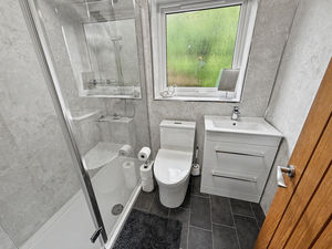 Photo 16- click for photo gallery